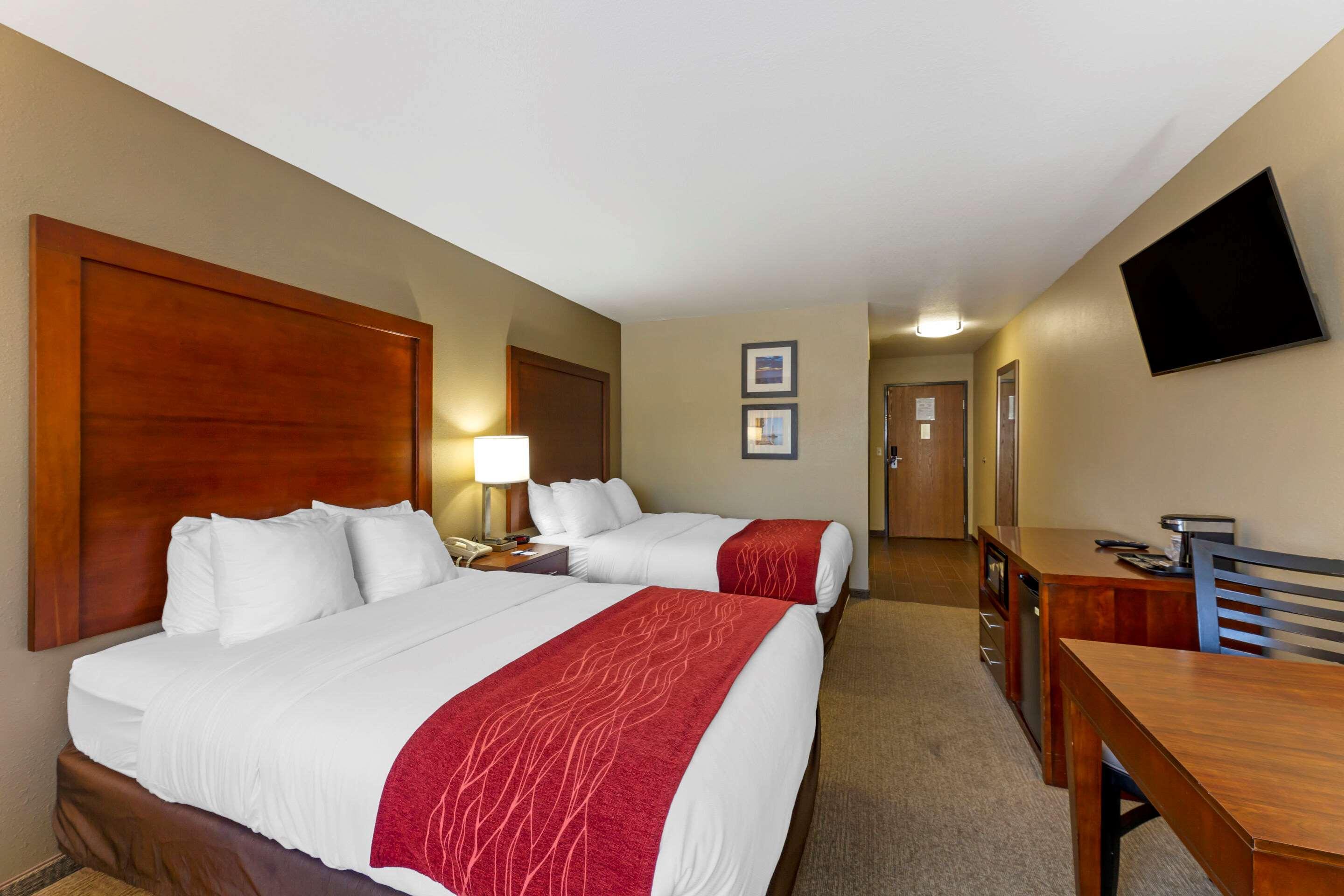 Comfort Inn River'S Edge Huron Buitenkant foto