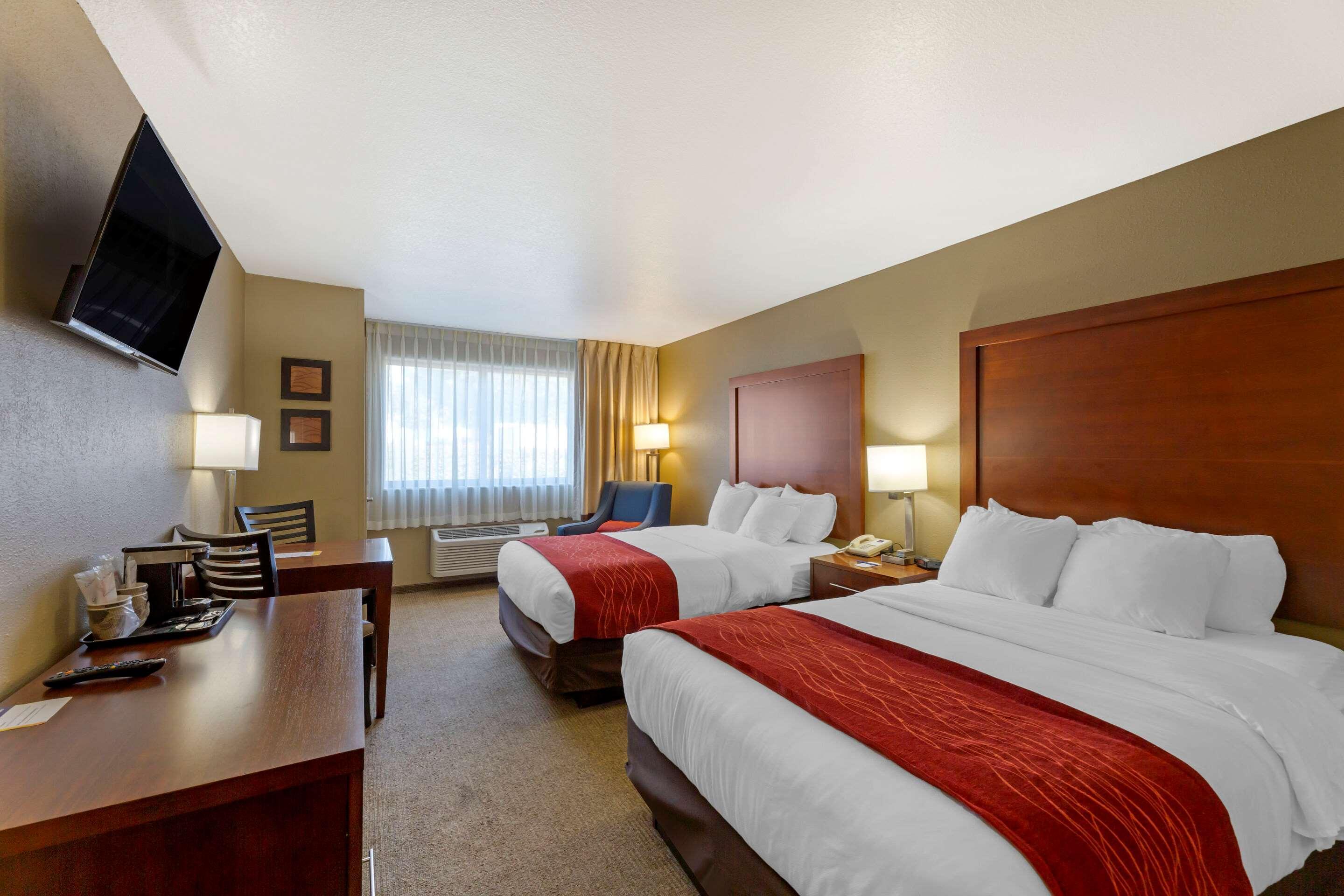 Comfort Inn River'S Edge Huron Buitenkant foto