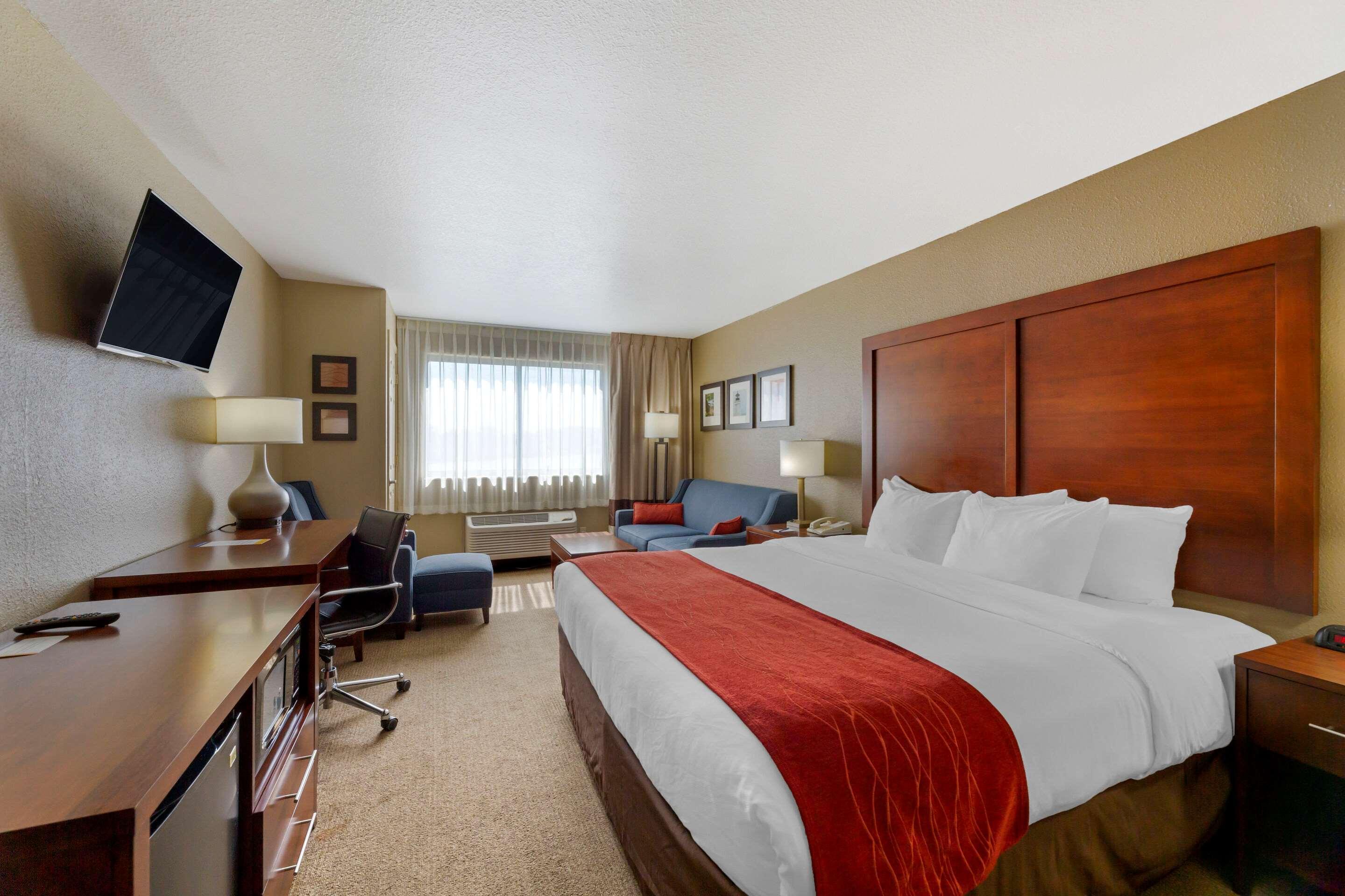 Comfort Inn River'S Edge Huron Buitenkant foto