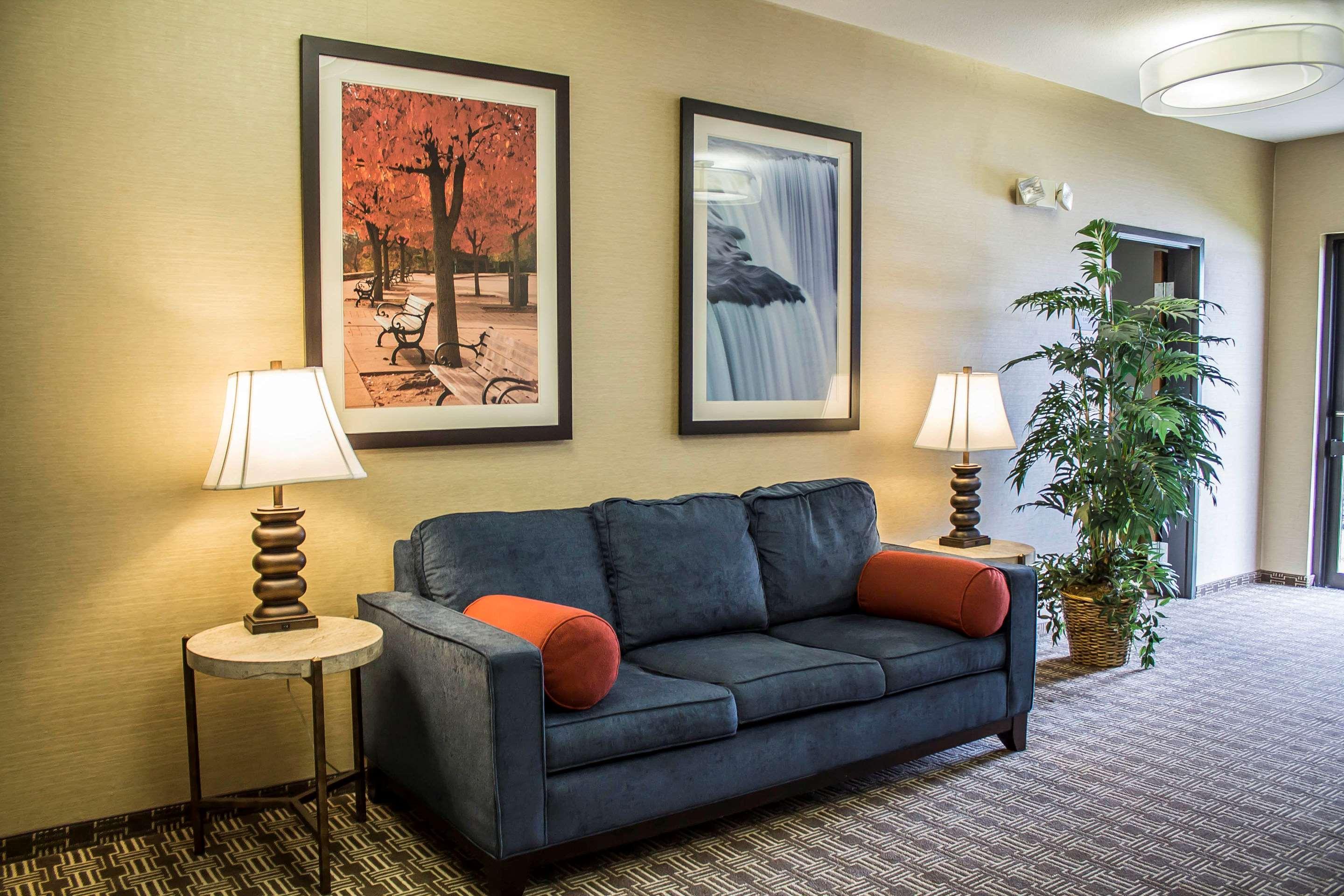 Comfort Inn River'S Edge Huron Buitenkant foto