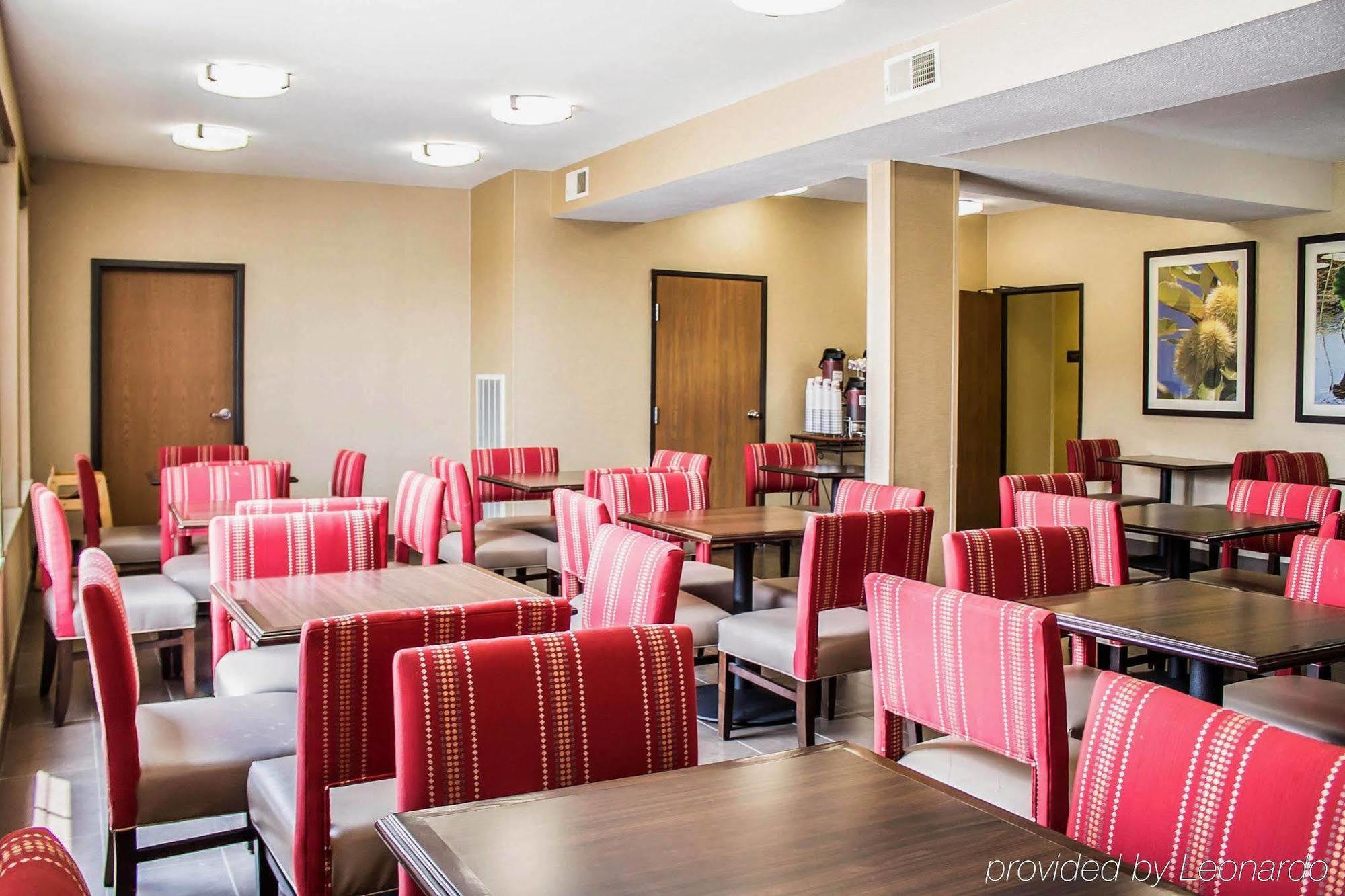 Comfort Inn River'S Edge Huron Buitenkant foto